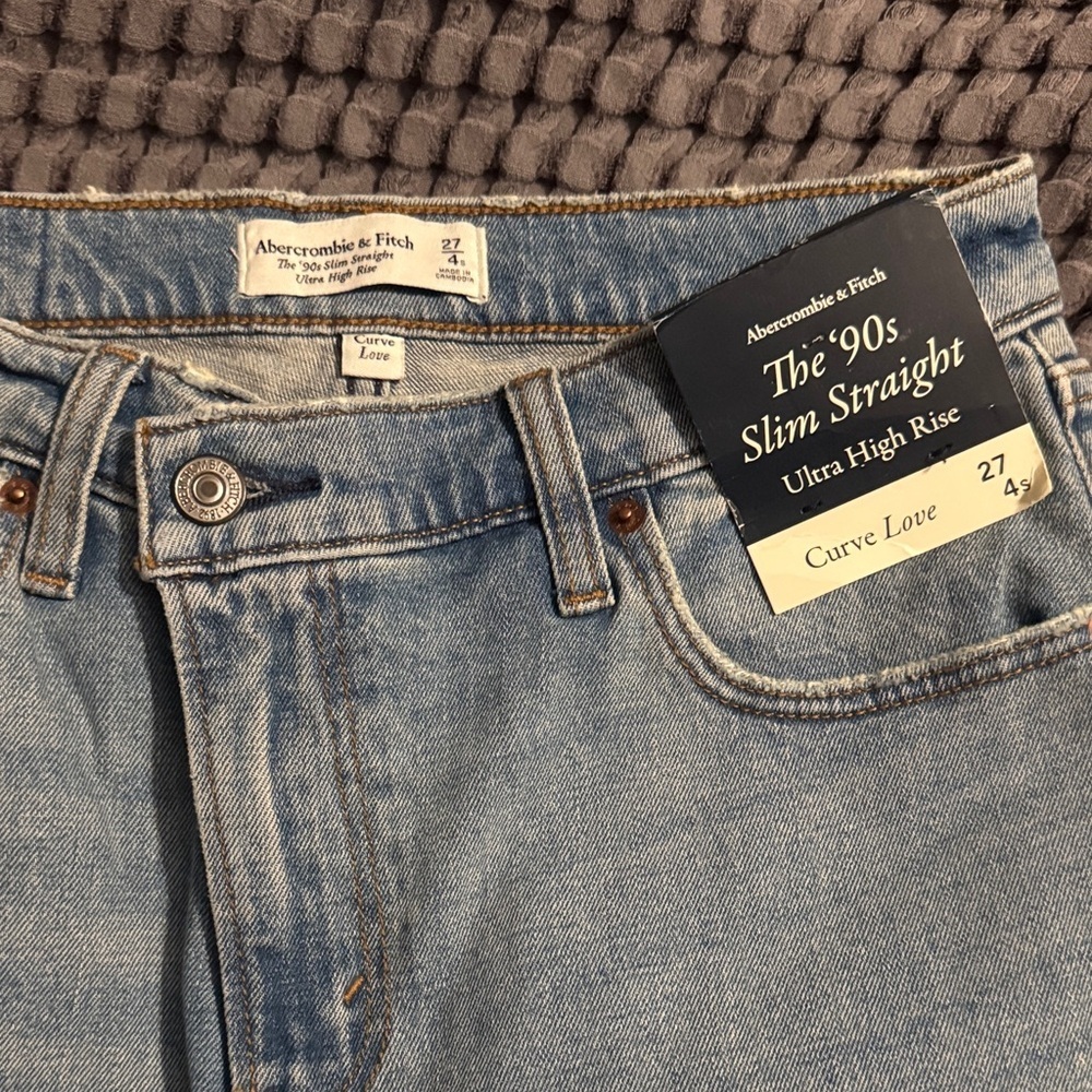 Abercrombie & Fitch The 90s Slim Straight NWT - Picture 2 of 4